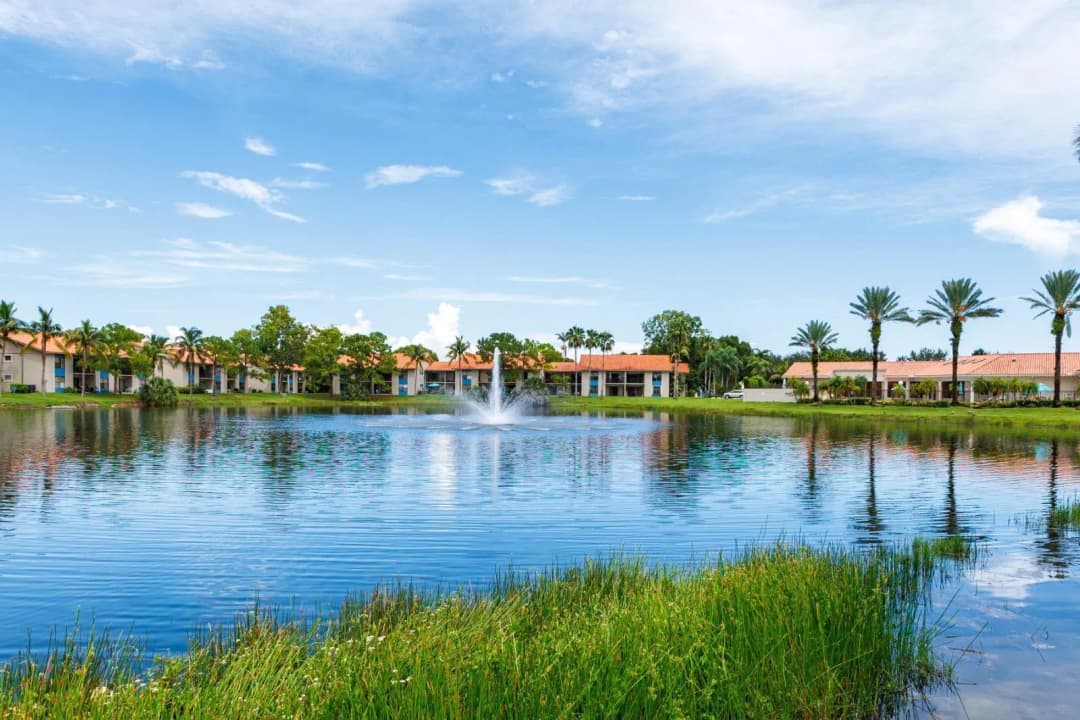 1524 Lake Crystal Drive, Royal Palm Beach, Florida 33411