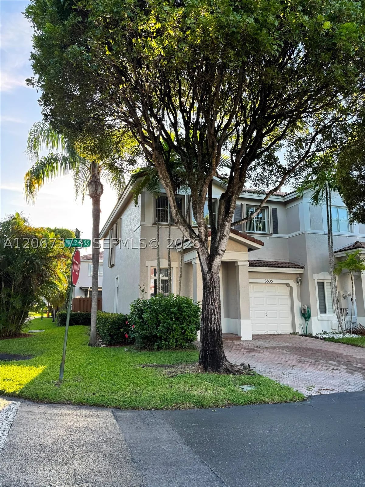 5606 Nw 112th Psge, Doral, Florida 33178 — photo 2