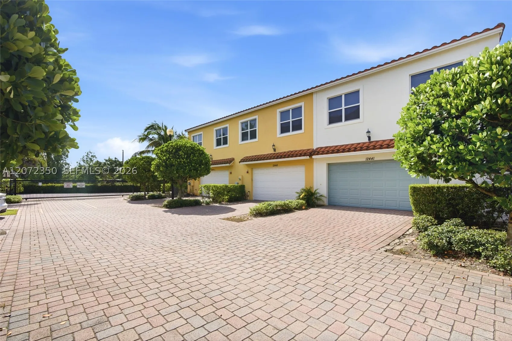 12441 Nw 18th Ct, Pembroke Pines, Florida 33028 — photo 32