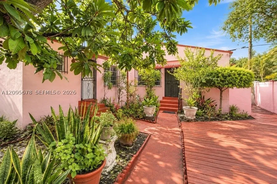 2428 Sw 12th St, Miami, Florida 33135 — photo 27