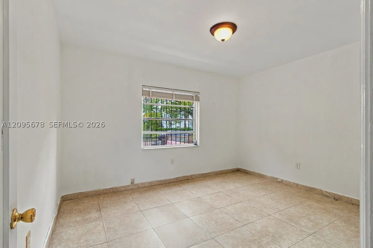 2428 Sw 12th St, Miami, Florida 33135 — photo 41