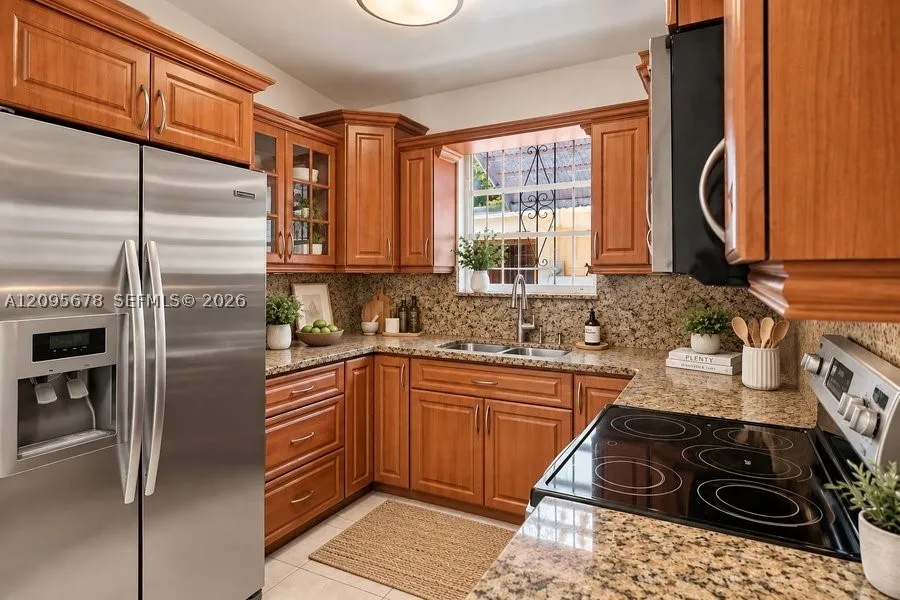 2428 Sw 12th St, Miami, Florida 33135 — photo 11