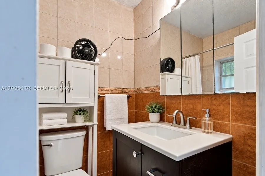 2428 Sw 12th St, Miami, Florida 33135 — photo 59