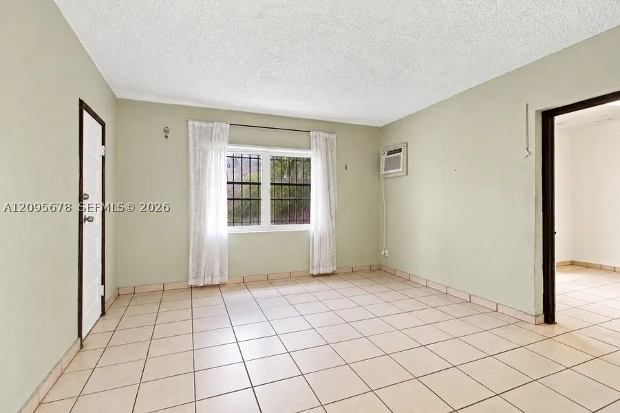 2428 Sw 12th St, Miami, Florida 33135 — photo 57