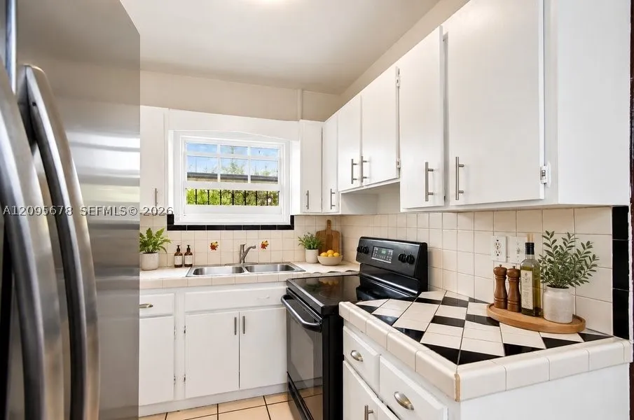 2428 Sw 12th St, Miami, Florida 33135 — photo 30