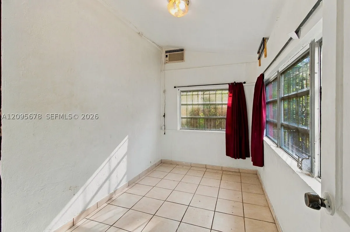 2428 Sw 12th St, Miami, Florida 33135 — photo 50