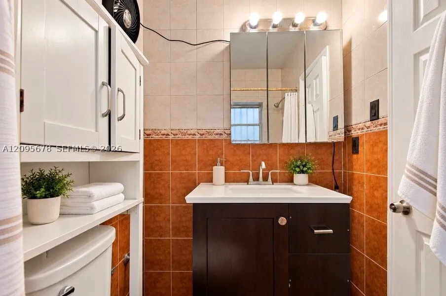 2428 Sw 12th St, Miami, Florida 33135 — photo 32