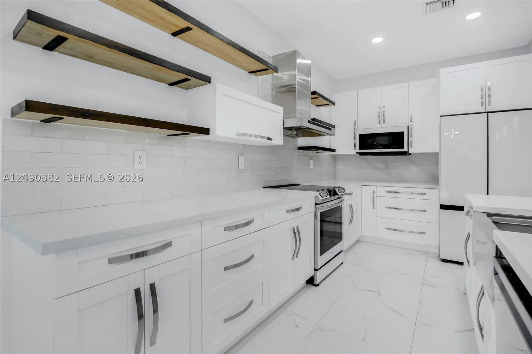 19373 Stonebrook St, Weston, Florida 33332 — photo 4