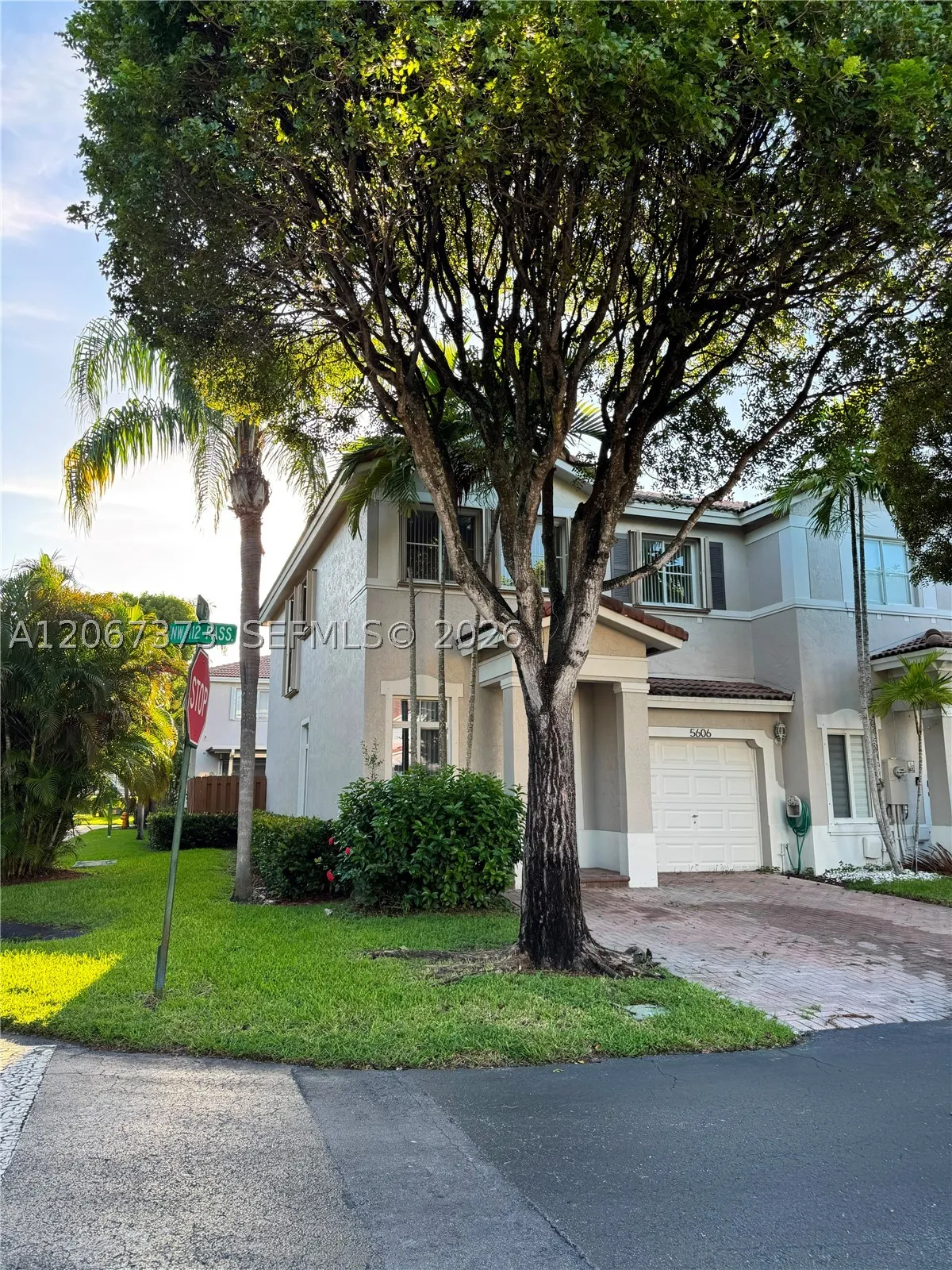 5606 Nw 112th Psge, Doral, Florida 33178 — photo 2