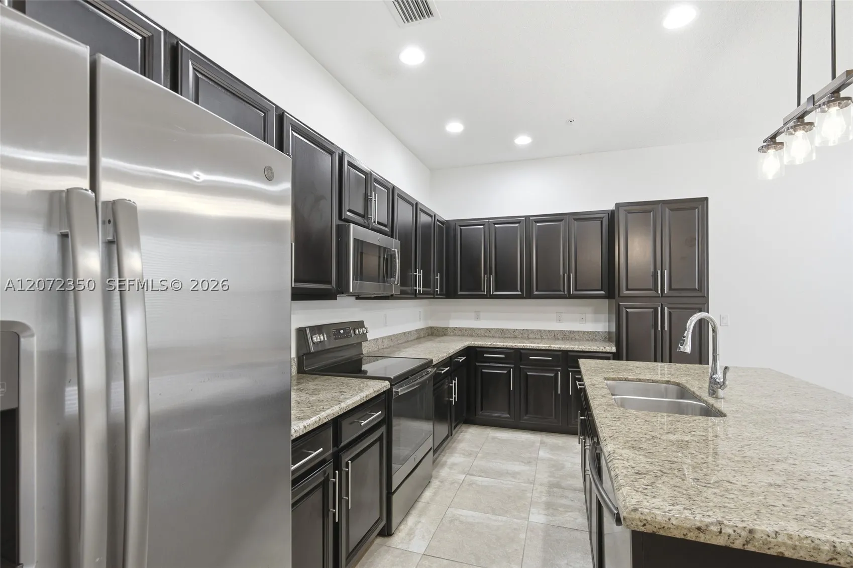 12441 Nw 18th Ct, Pembroke Pines, Florida 33028 — photo 13