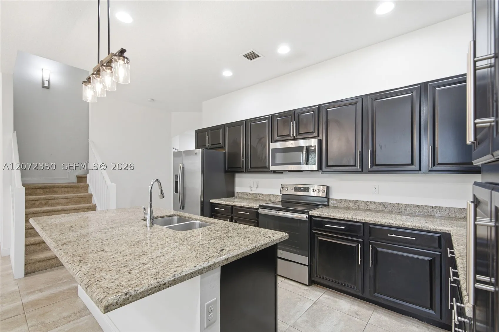 12441 Nw 18th Ct, Pembroke Pines, Florida 33028 — photo 15