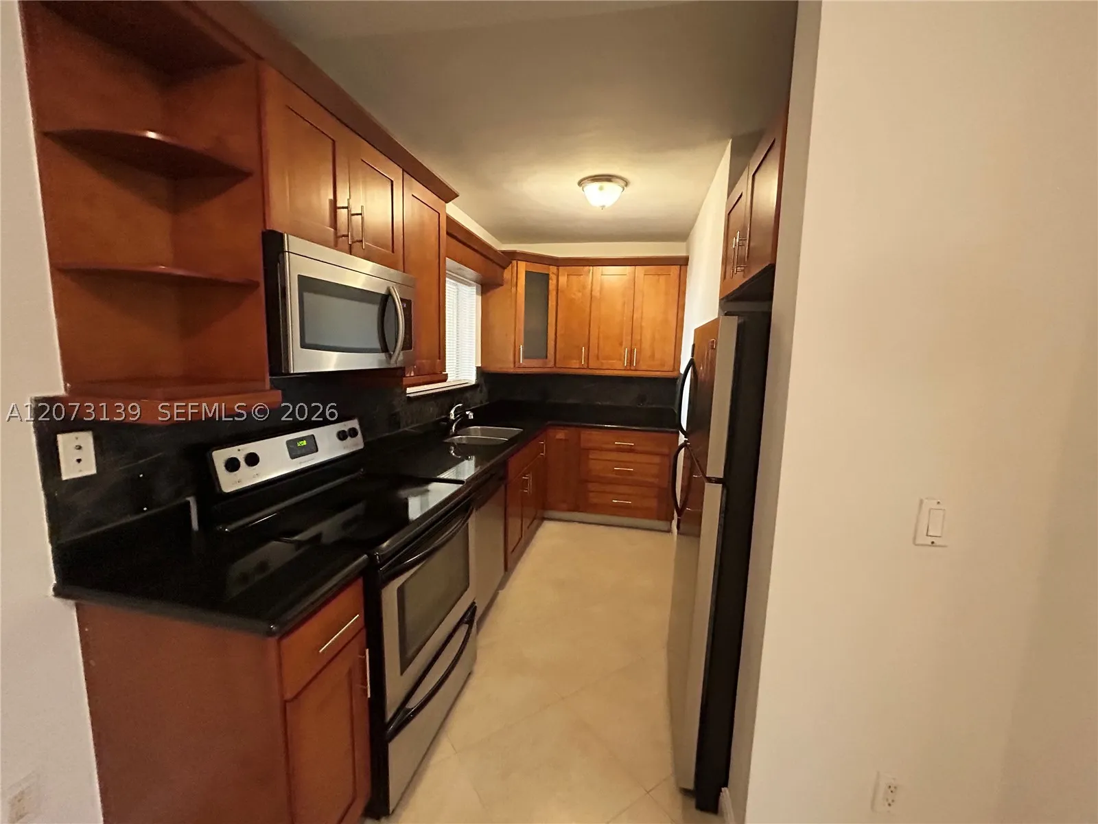 2880 Pine Tree Dr 3, Miami Beach, Florida 33140 — photo 7