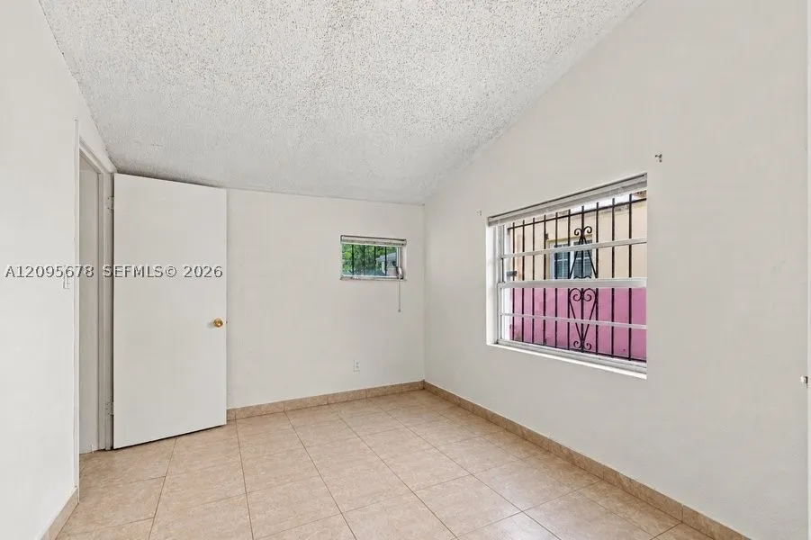 2428 Sw 12th St, Miami, Florida 33135 — photo 38