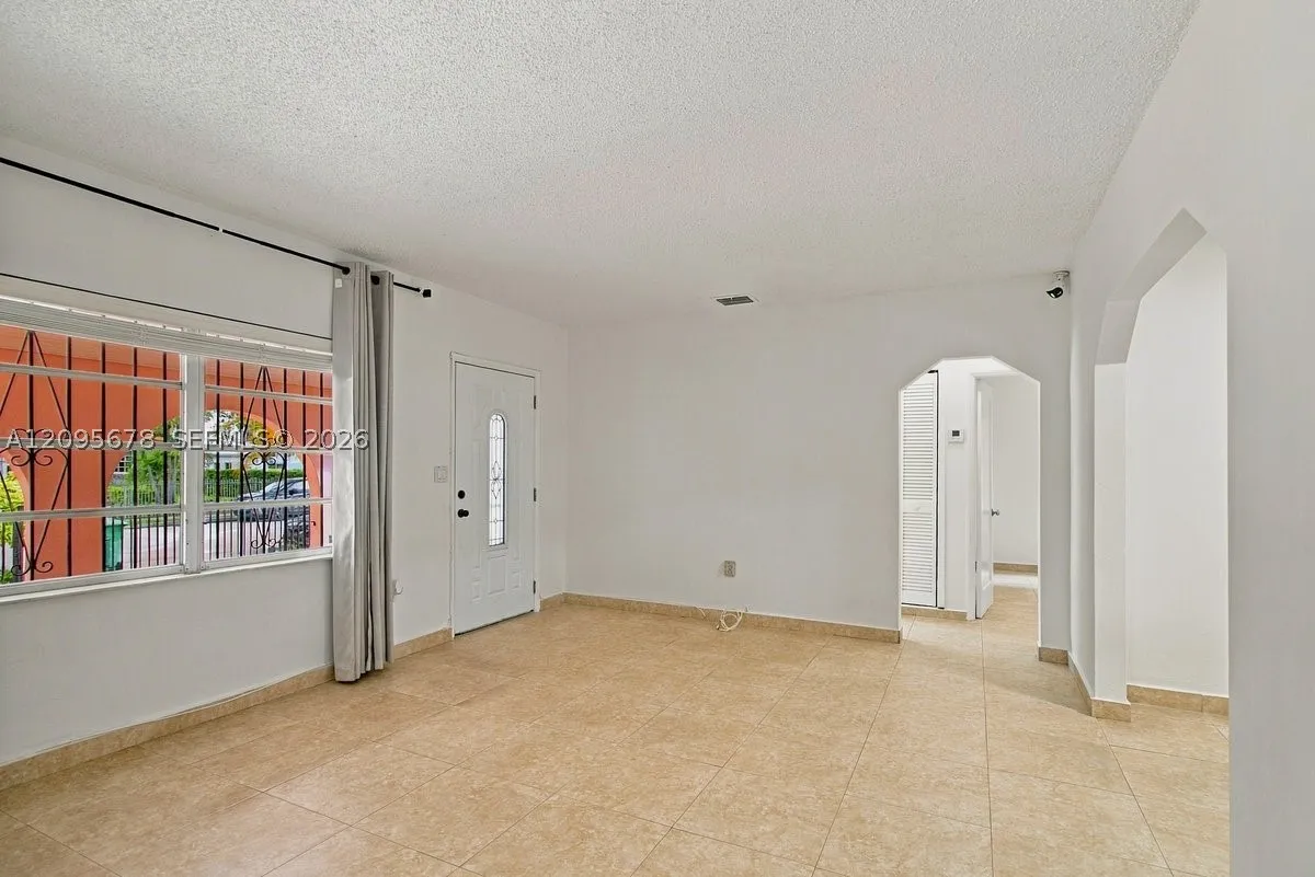 2428 Sw 12th St, Miami, Florida 33135 — photo 47