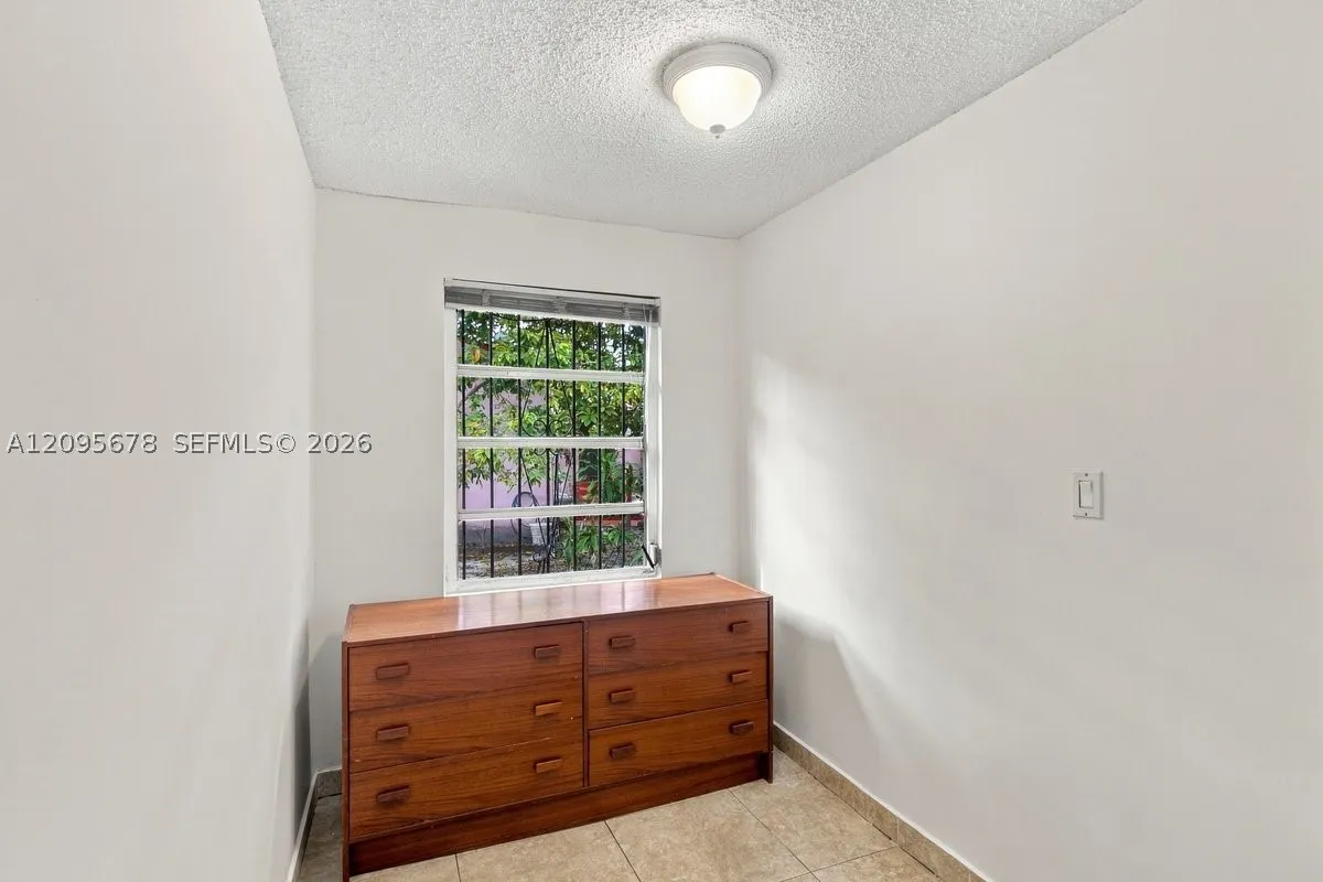 2428 Sw 12th St, Miami, Florida 33135 — photo 40